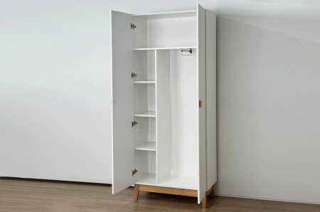 Шкаф двухдверный Хюгге белое дерево/дуб крафт золотой/белый матовый